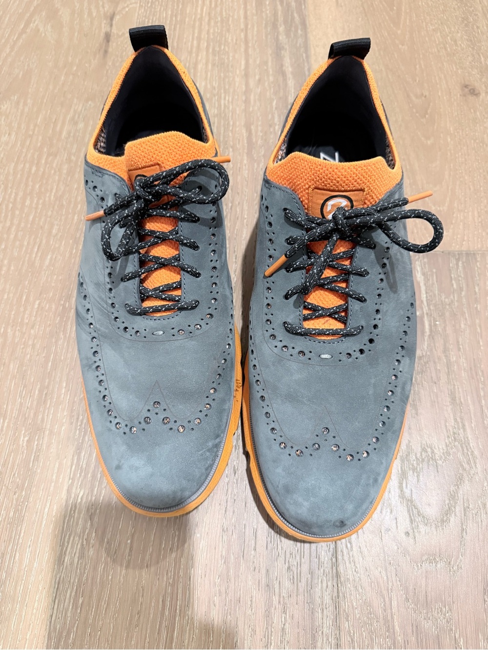 Cole Haan Mens wingtip oxfords size 11M